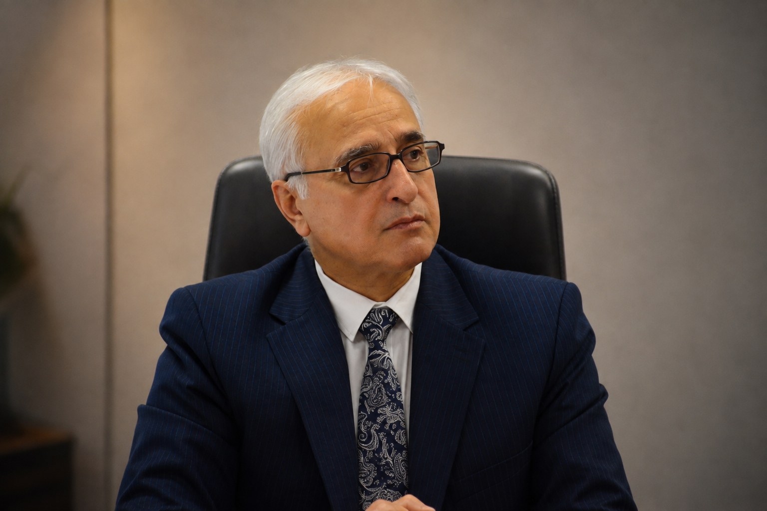سهراب کارگر معمولی رفتار